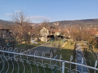 Pilissz�nt� ingatlanok