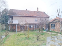 Pilissz�nt� ingatlanok